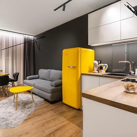 Apartment Enjoy Warna